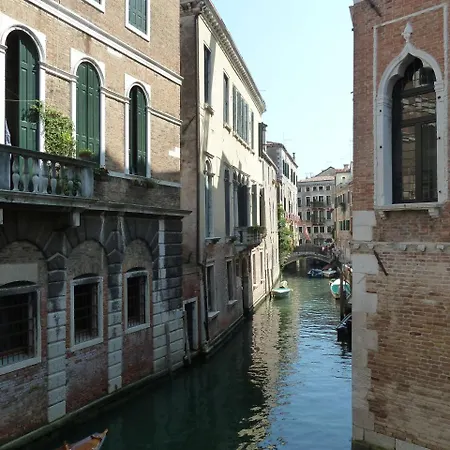 Daire Di Charme Venedik